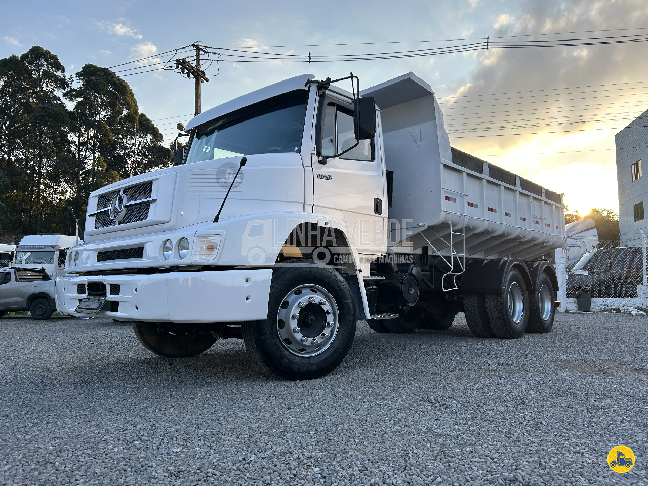CAMINHAO MERCEDES-BENZ MB 1620 Caçamba Basculante Truck 6x2 Linha Verde Caminhões e Máquinas CURITIBA PARANÁ PR
